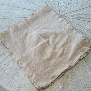 VINTAGE Elegant Cream Napkins set of 5